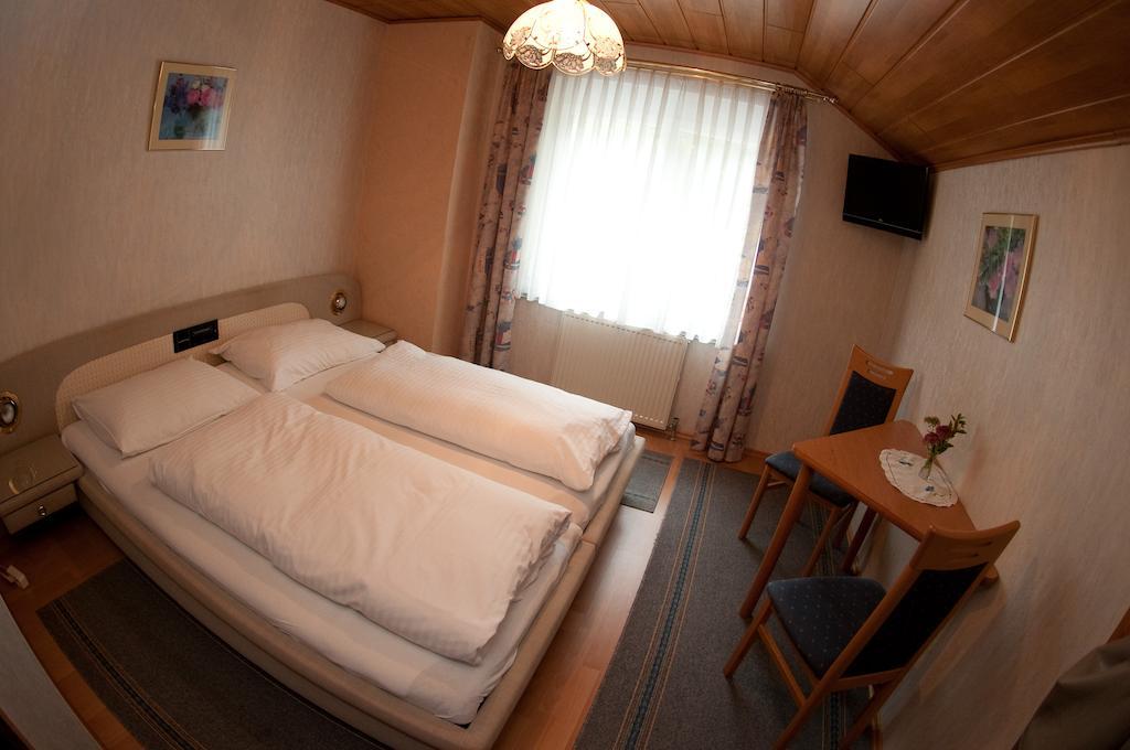 Haus Am See Sankt Kanzian am Klopeiner See Szoba fotó